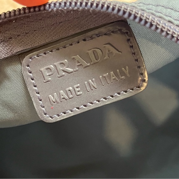 Authentic Prada large pouch cosmetic case - Picture 11 of 13